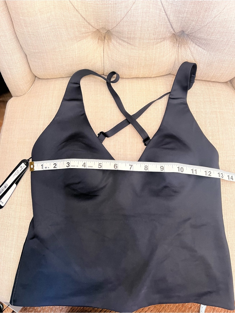 NikeSKIMS SHINE V-Neck Tank Black Obsidian Small New W Tags! Gym Workout - Picture 7 of 12